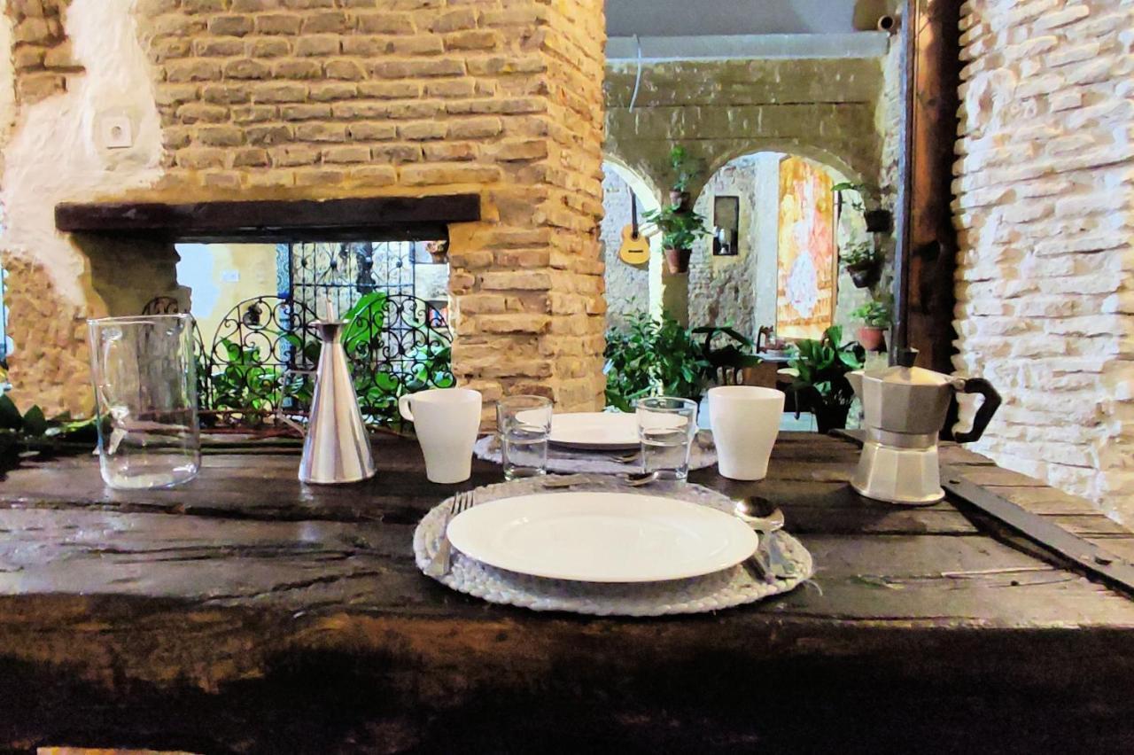 Suite Dona Ines Barrio Santacruz Sevilla Eksteriør billede